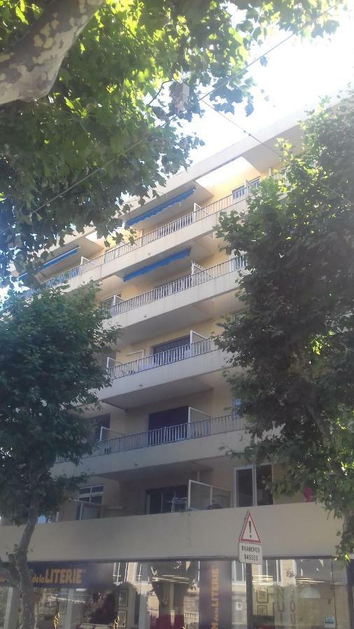 Résidence l'Emilia Hyères Exterior foto