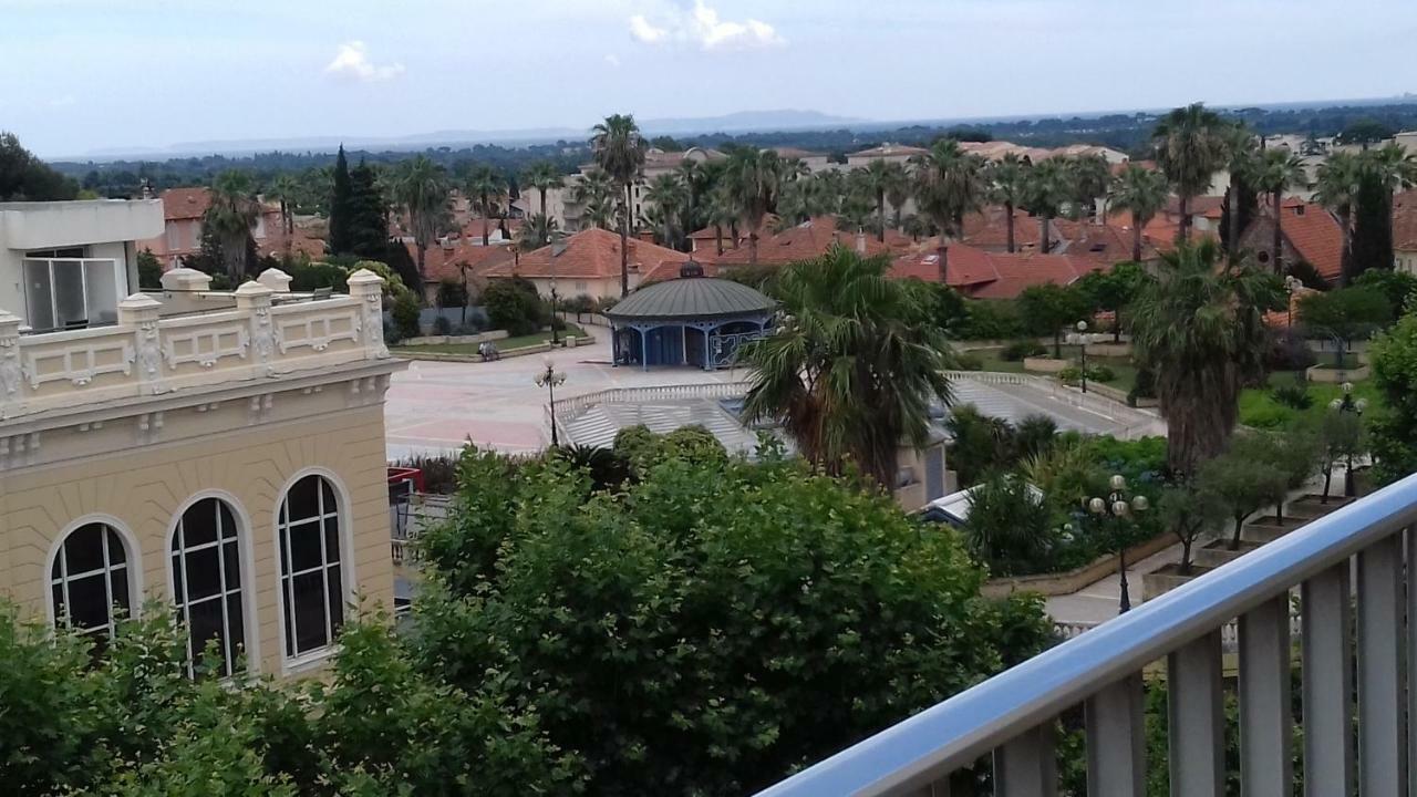Résidence l'Emilia Hyères Exterior foto